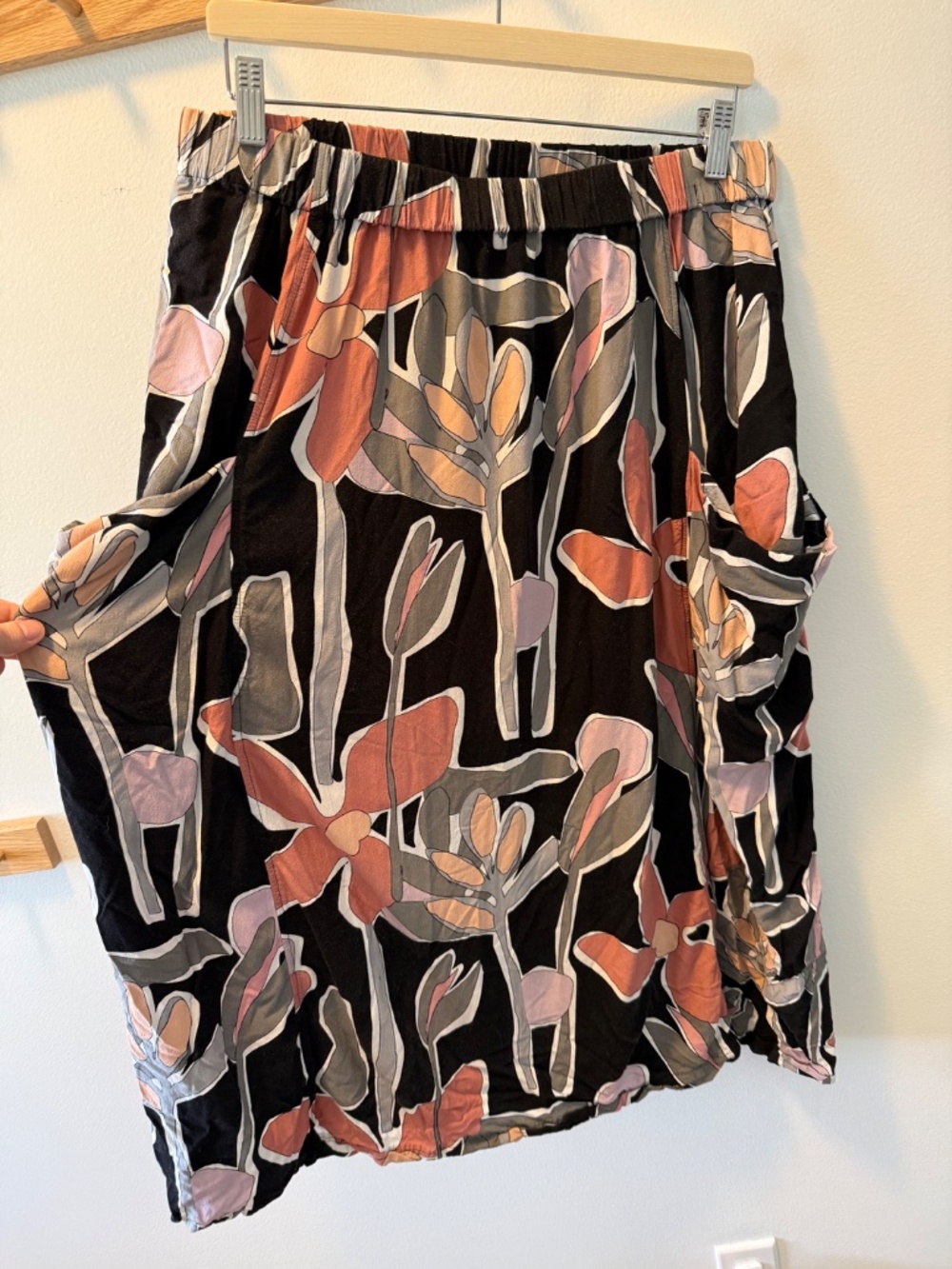 Homemade Graphic Print Pocket Skirt - Picture 2 of 3